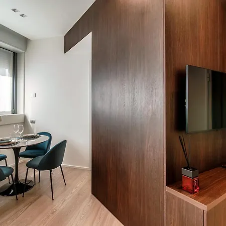 Rubini Suites - By Myhomeincomo Exterior photo